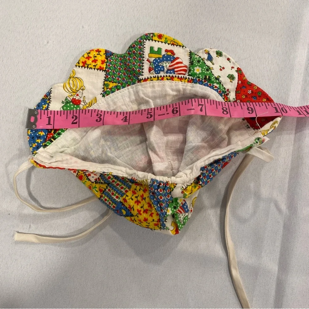 Handmade 1970s children’s bonnet